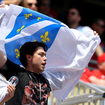Bosenský fanoušek před zápasem MS 2026 Kanada - Bosna a Hercegovina