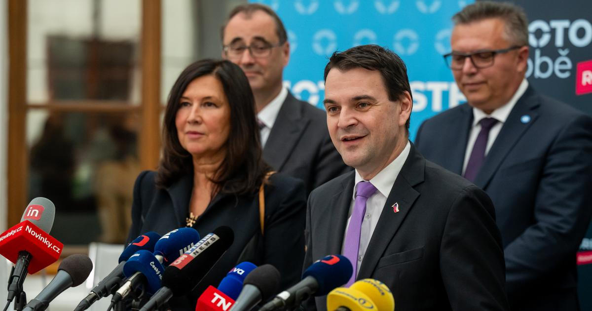 Macinka: Vztahy s Čínou chceme normalizovat, ale zachovat obezřetnost je namístě