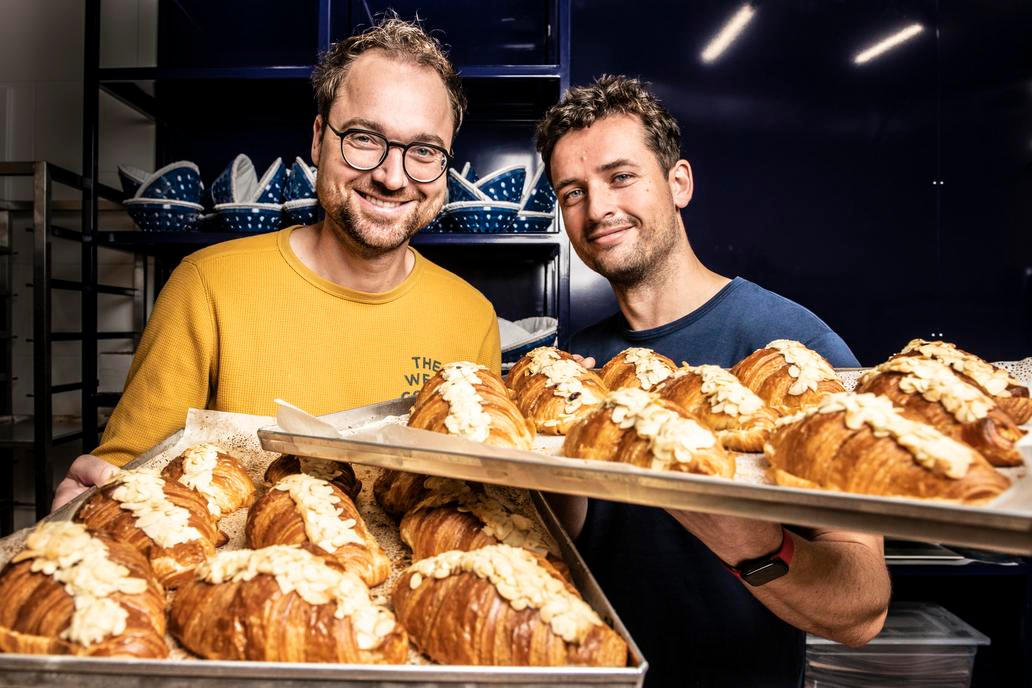 Ještě před deseti lety stáli v garáži u staré pece a snažili se přijít na to, jak upéct croissant, který by chutnal stejně jako ten z pařížské pekárny.