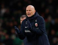 Trenér Staale Solbakken na lavičce norské reprezentace
