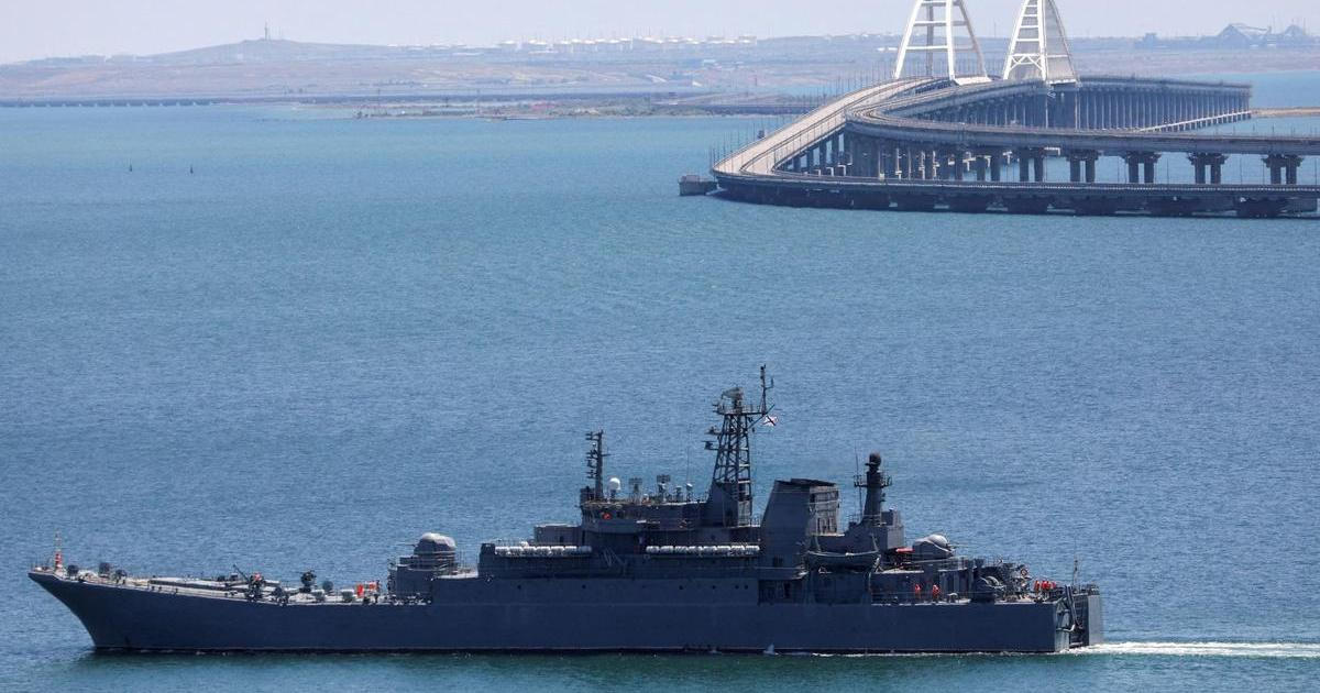 Tlak na Krym sílí. Ruské velení potají balí kufry, situace je vážná