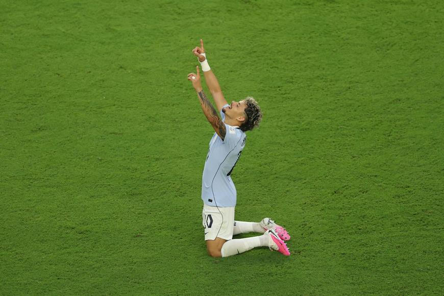 Uruguay místy drtila Saúdy, ale bere jen bod. Írán remizoval s Novým Zélandem