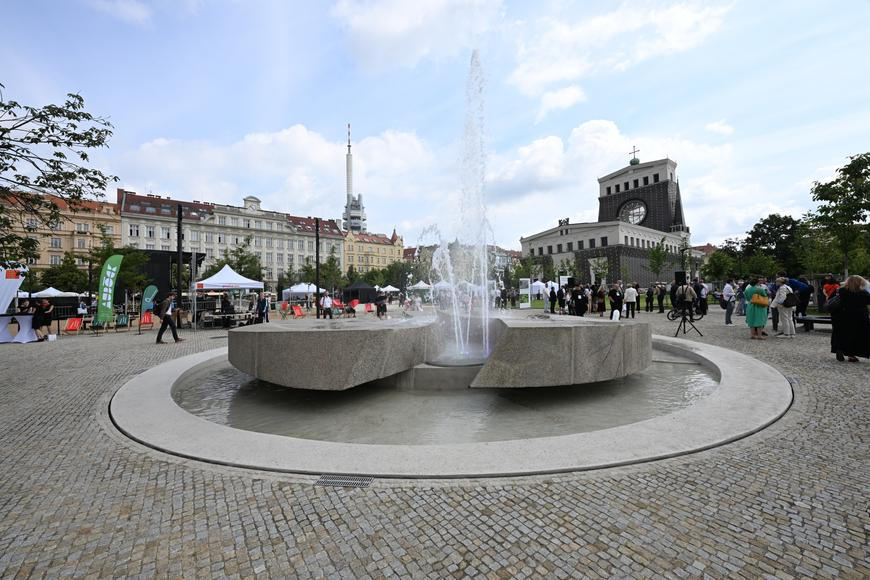 „Jiřák“ je jako nový, stálo to 470 milionů. Ozvala se ale i kritika