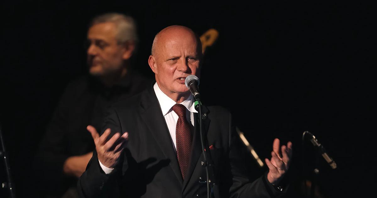 Na počátku bylo Slovo. Vyšla kniha dojemných i mrazivých Horáčkových veršů 