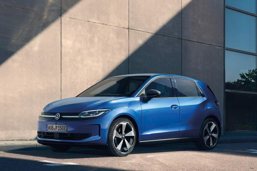 Volkswagen už zase stojí stejně jako Škoda. Vyrovná se konečně elektromobil spalováku?