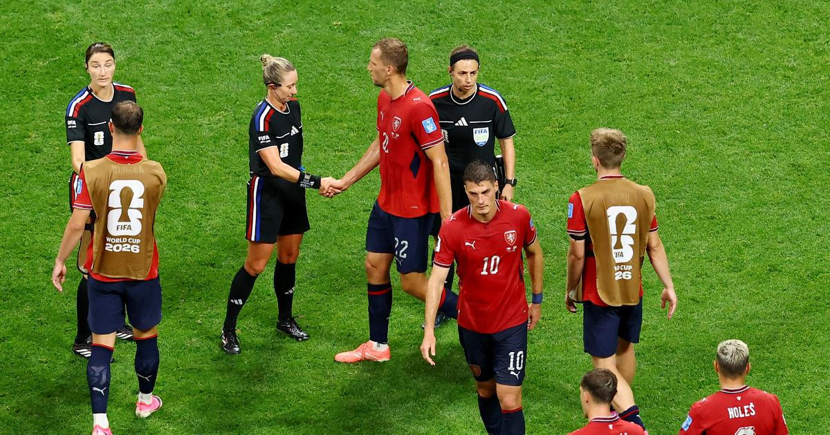 Češi hrají fotbal, zíral Bosák. A zakřikl to. Fanouškům pak ze hry bylo do pláče