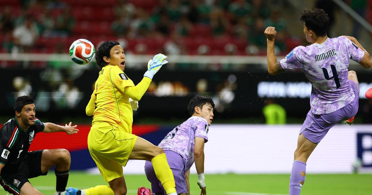Mexiko vyhraje českou skupinu. Vítězství nad Koreou zařídila chyba soupeřova brankáře
