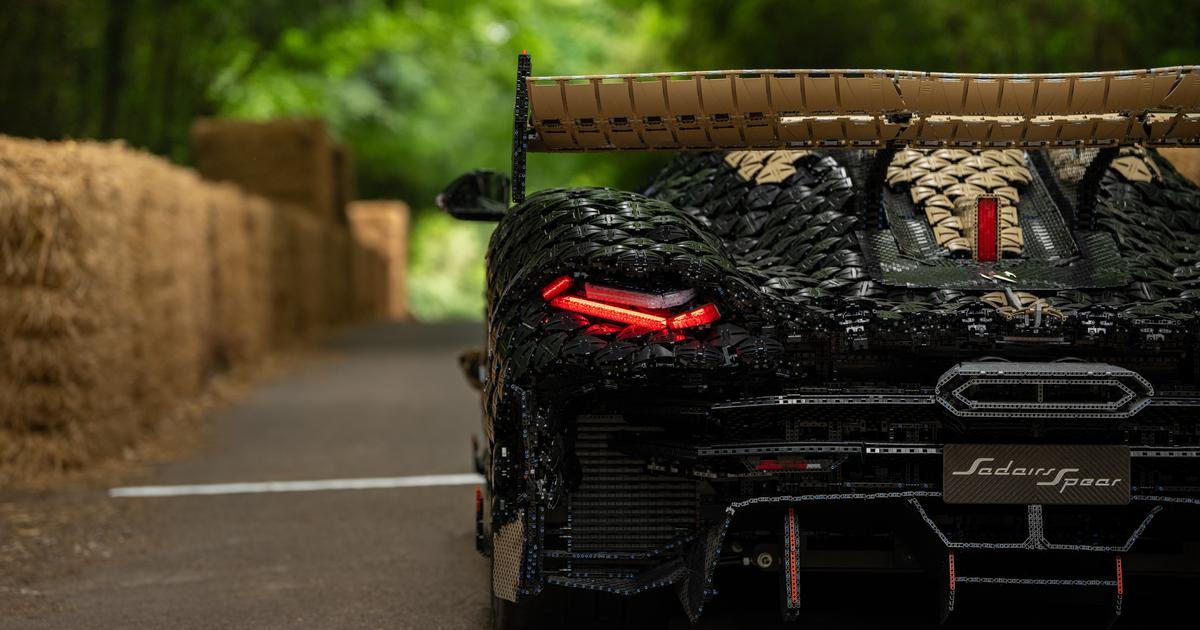 Kostičky Lego letí rychlostí 111 km/h. Ze známé stavebnice vznikl nejrychlejší model v historii