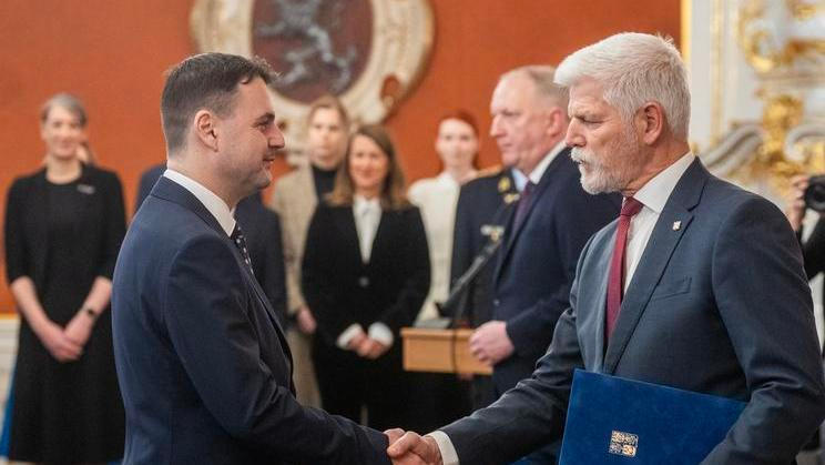 Prezident republiky Petr Pavel 15. prosince 2025 na Pražském hradě jmenoval Petra Macinku ministrem zahraničních věcí.