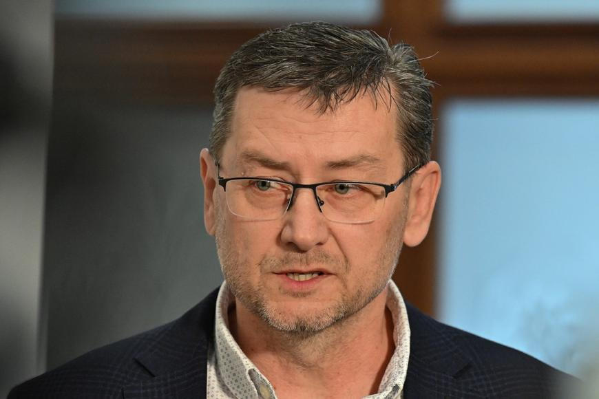 Policie pátrá po primátorovi Karviné Wolfovi. Je na plánované dovolené, říkají překvapení spolupracovníci