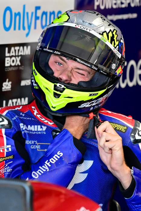 Filip Salač během pátečních tréninků na VC České republiky Moto2 v Brně