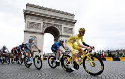 Tadej Pogačar na Tour de France 2025