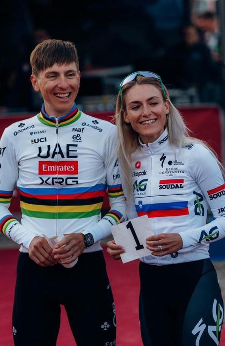 Tadej Pogačar a Urška Žigartová