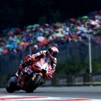 Francesco Bagnaia v závodě MotoGP v Brně 2026