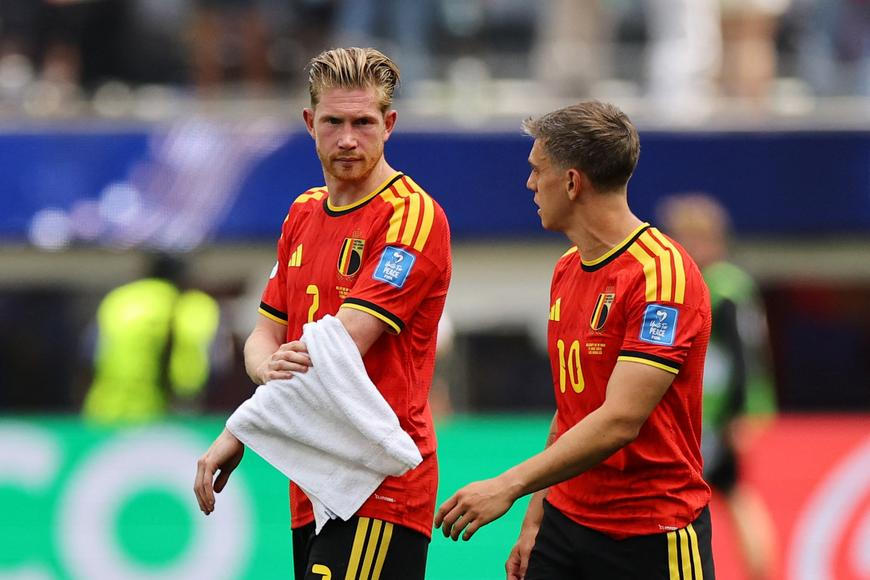 Belgie to schytává víc než Češi, Zlatan na stadionu usnul. Šokuje tragický De Bruyne