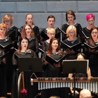 Sbor předvedl nejen pěvecký part, ale místy i recitaci.