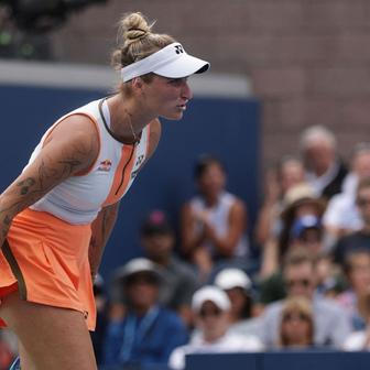 Markéta Vondroušová v zápase 3. kola US Open s Jasmine Paoliniovou