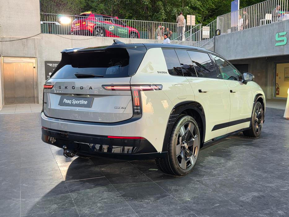Škoda zveřejnila ceny velkého elektrického SUV Peaq: začínají na 1,15 milionu korun.