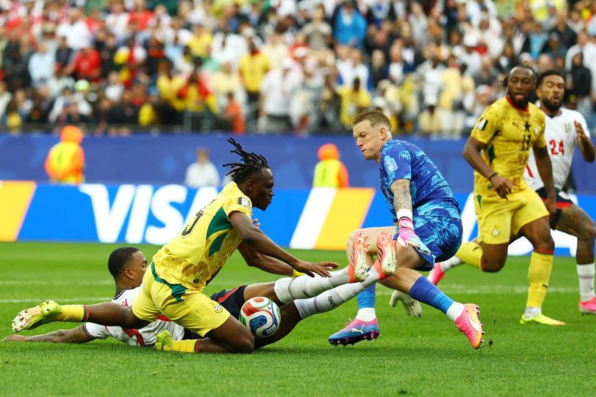 Plzeňský útočník mohl být proti Anglii za hrdinu. I tak Ghana s favoritem remizovala