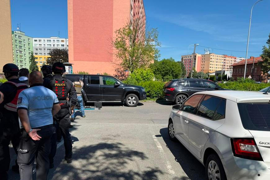 Policie v Ostravě-Zábřehu zasahuje proti střelci, který zranil ženu