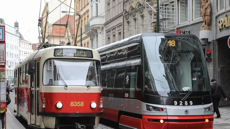 Ilustrační foto - tramvaj, MHD, veřejná doprava, DPP