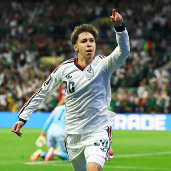 Mateo Chávez slaví gól v zápase Česko - Mexiko na MS 2026.