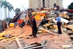 Severe quake destroys building in Caracas