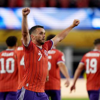 John McGinn slaví gól Skotska v zápase proti Haiti na MS 2026.