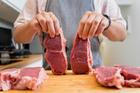 Raw,Fillet,Beef,Meat,For,Steaks,On,The,Home,Electric