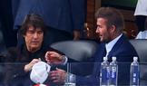 Tom Cruise a David Beckham v hledišti během zápasu USA – Austrálie na MS 2026