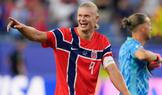 Norský kanonýr Erling Haaland slaví svůj gól v zápase MS 2026 s Irákem