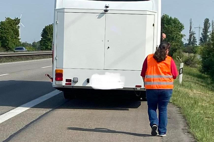 Pirátské odtahovky a trik se zrcátkem: Přehled evropských motoristických pastí