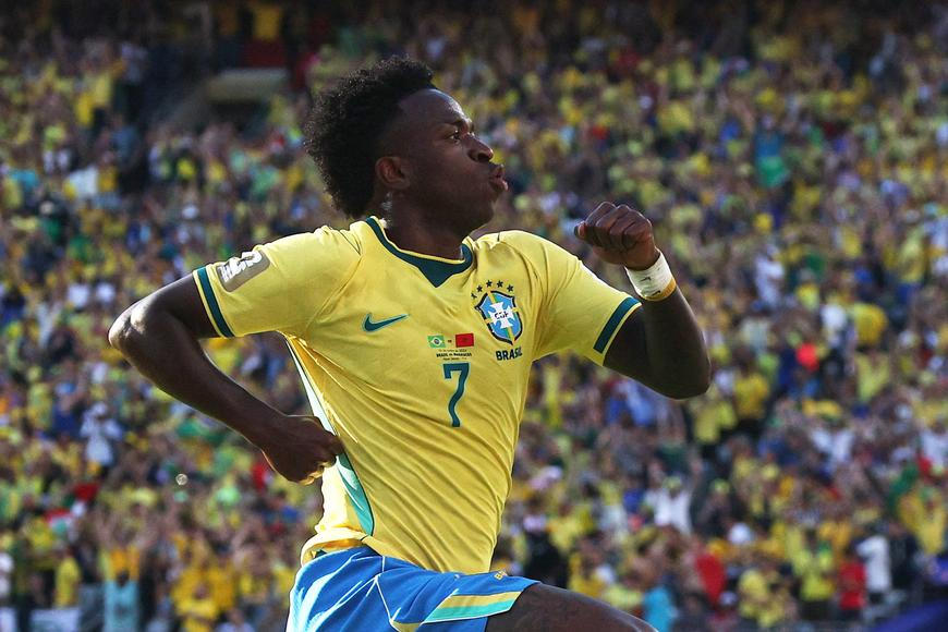 Brazílie - Japonsko 0:0. Brazilci mají víc ze hry, ale i soupeř už měl šance