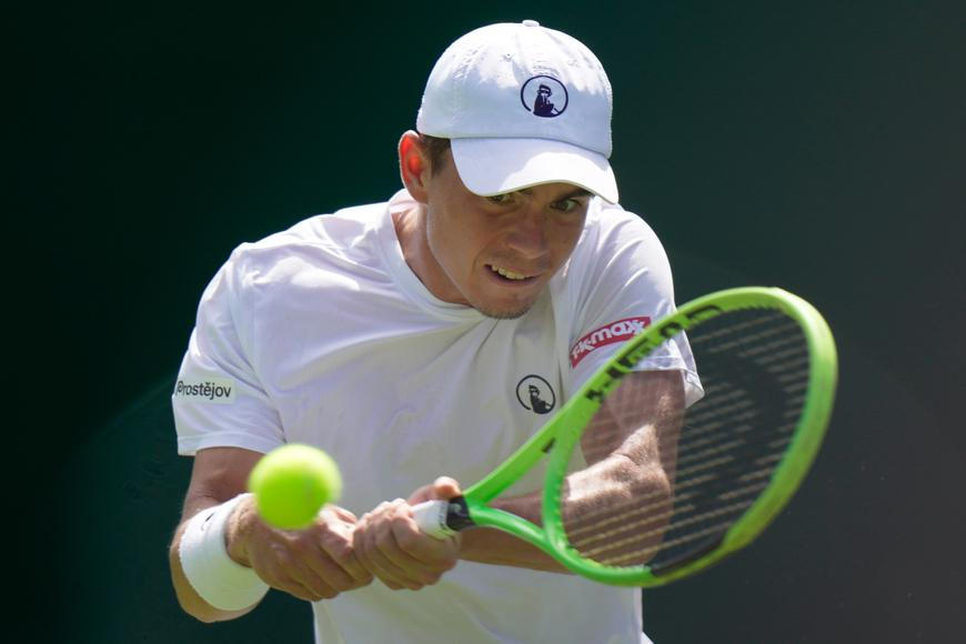 Zhubl jsem tři kila za zápas, přiznal Svrčina. Wimbledon ho odměnil za život na hraně