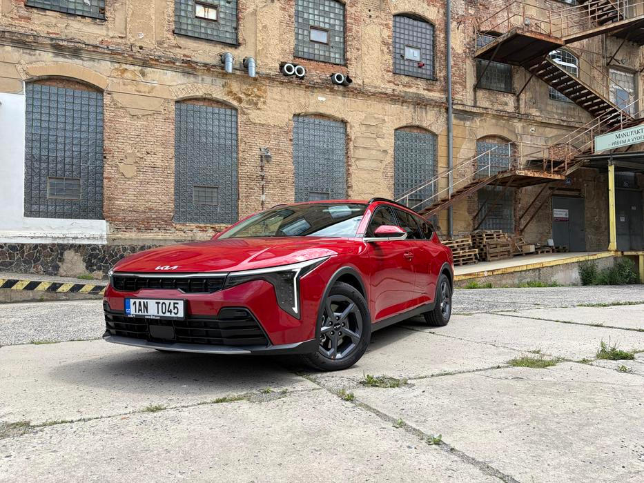 Kia K4 Sportswagon
