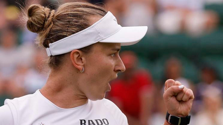 Barbora Krejčíková v 1. kole Wimbledonu 2026