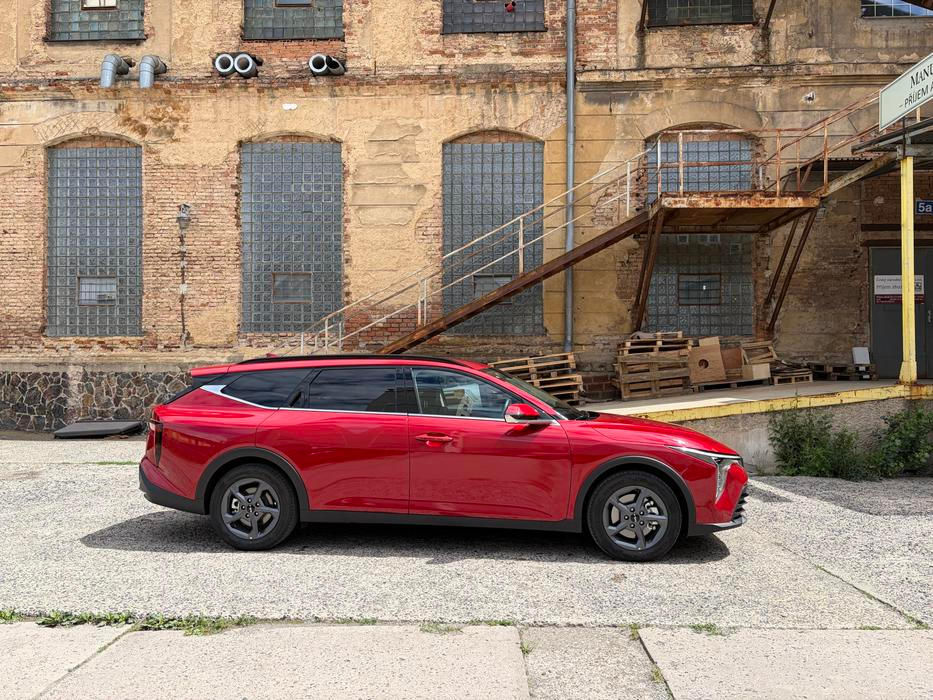Kia K4 Sportswagon
