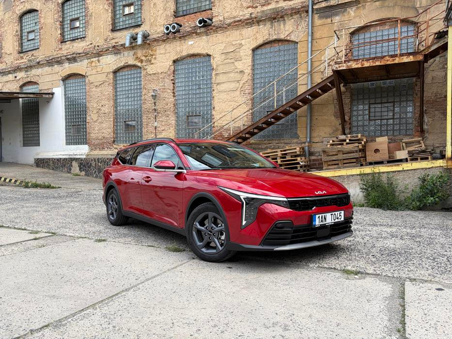 Kia K4 Sportswagon