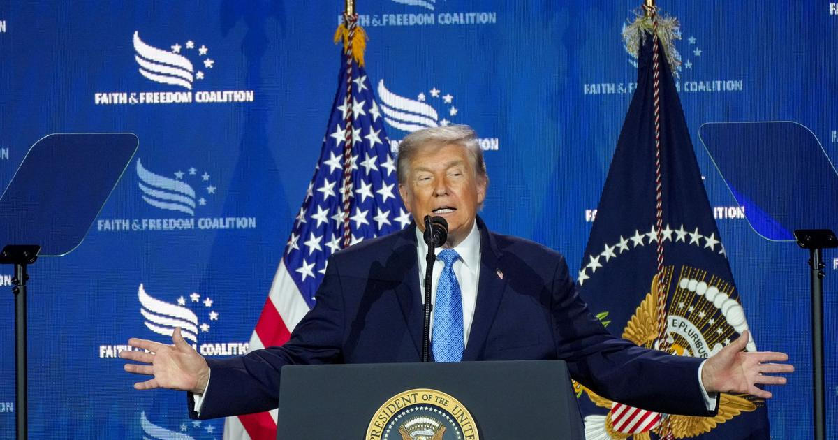 „Velká výhra,“ jásal Trump. Nejvyšší soud potvrdil zákaz transgender osob v ženských týmech