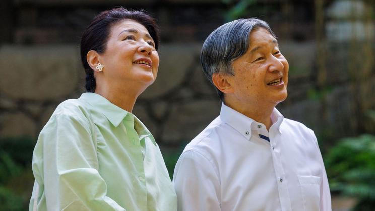 Císařská rodina bude moct adoptovat mužské potomky z bývalých vedlejších větví rodiny. Na snímku japonský císař Naruhito a jeho manželka Masako