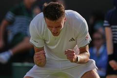 Jakub Menšík v 1. kole Wimbledonu 2026