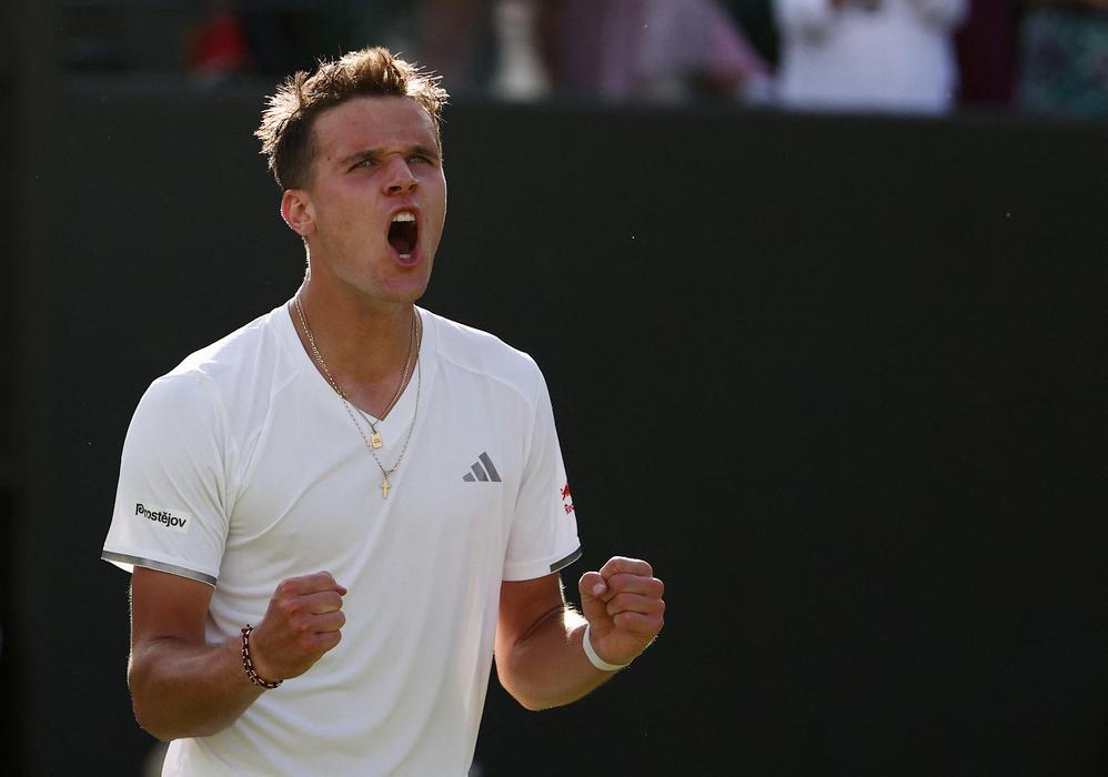 Jakub Menšík v 1. kole Wimbledonu 2026