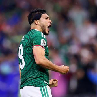 Raúl Jiménez slaví gól v osmifinále MS 2026 Mexiko - Ekvádor