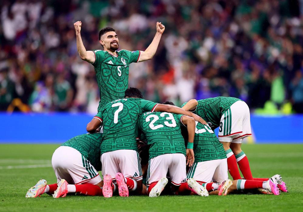 Mexičané slaví gól v osmifinále MS 2026 Mexiko - Ekvádor
