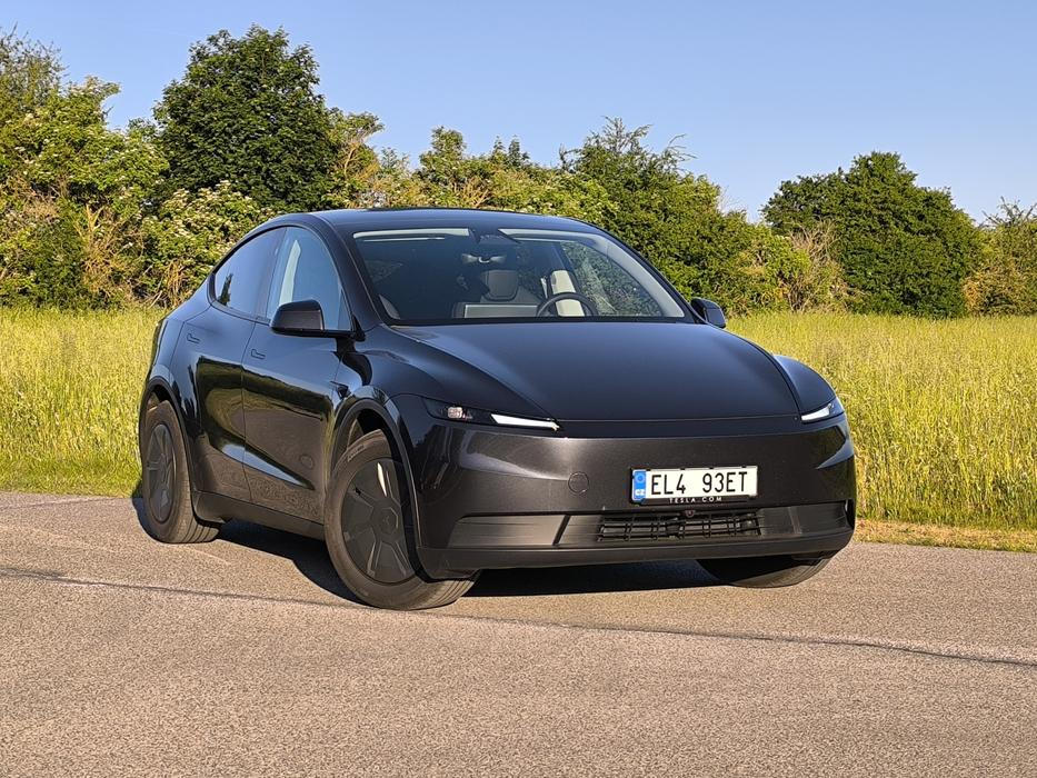 Tesla Model Y (2026)