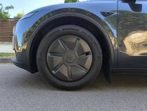 Tesla Model Y (2026)