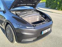 Tesla Model Y (2026)
