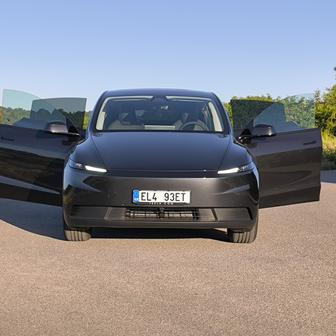 Tesla Model Y (2026)