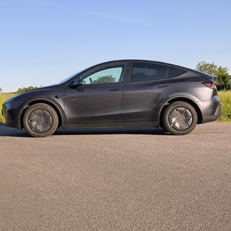Tesla Model Y (2026)