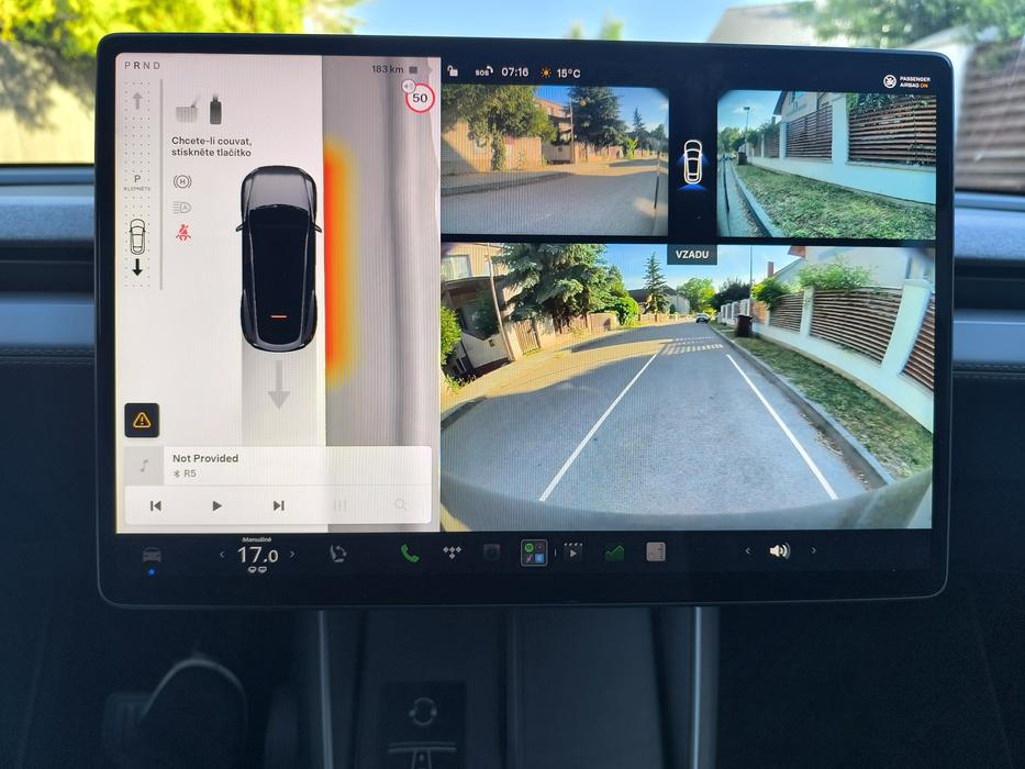 Tesla Model Y (2026)
